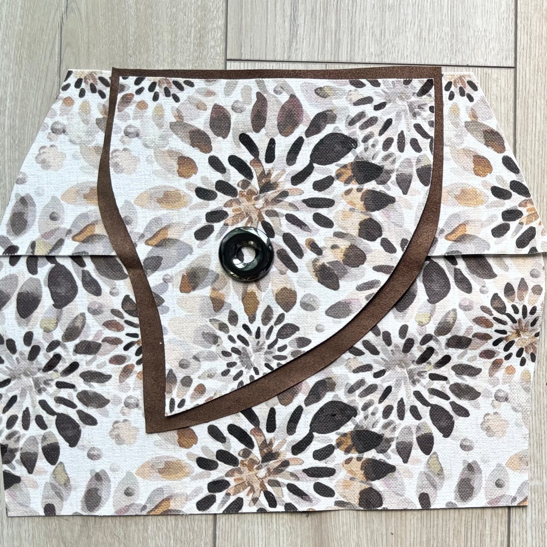 ARIEL's Tiger Lily Bag