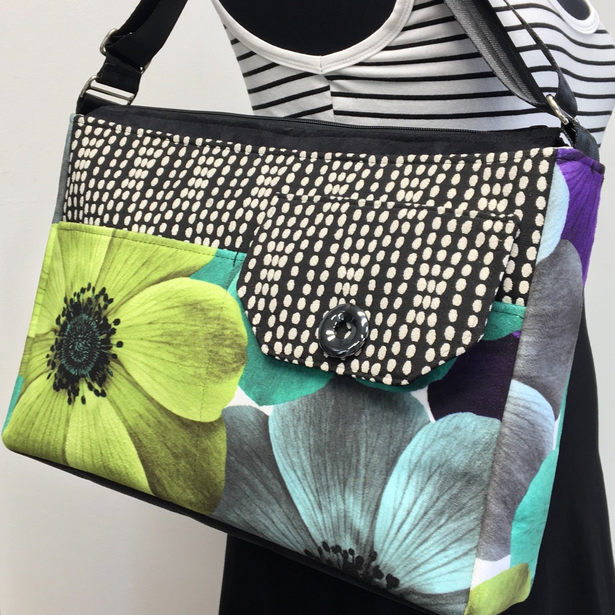 This is the bag for sale.