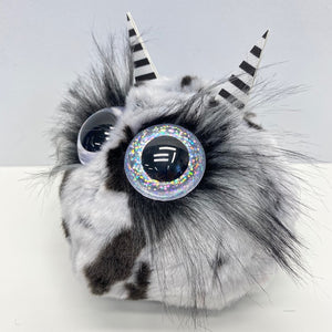 Dust Nugget Sparkle Black Grey Spot