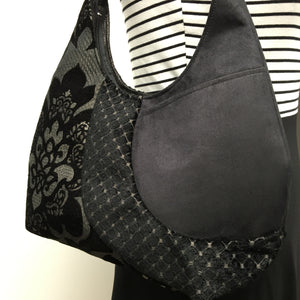 Hobo Bag Black Lotus