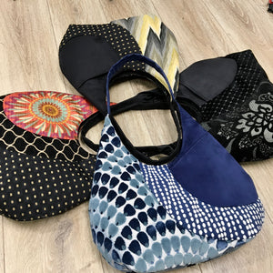 Hobo Bag Black Lotus