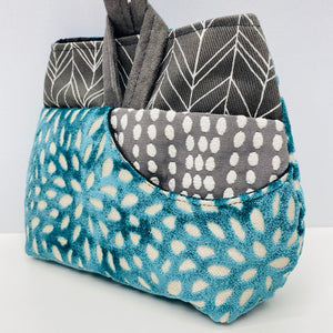 Wristlet Teal/Grey Dahlia